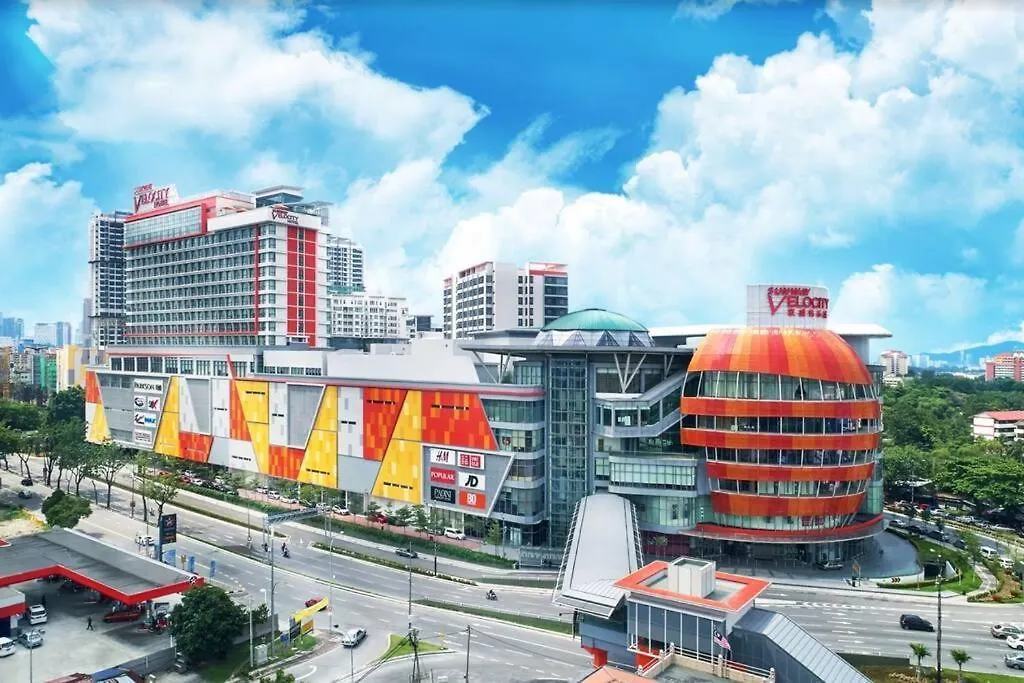 Apartment Ins Style 5Pax 2R2B Sunway Velocity Linked Kuala Lumpur